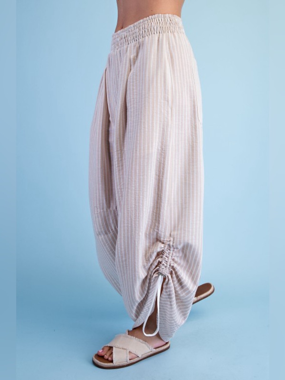 GiGio Latte Striped Barrel Pants with Adjustable Ruched Hem - Picture 5 of 8